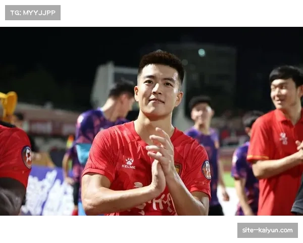 王世龙铁腕治军雪藏冲突主力 纪律优先原则引发更衣室管理思考